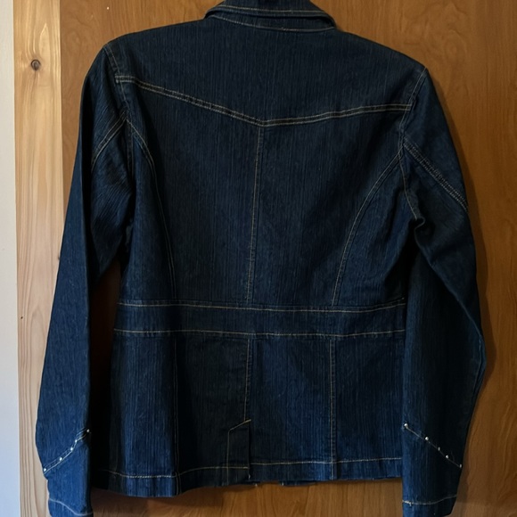 Jean Floral Embroidered Blazer - Picture 7 of 7